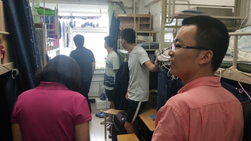 教师代表问候学生近况 教师代表问候学生近况