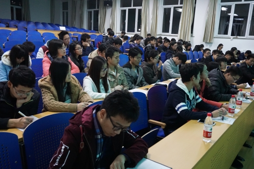 答辩会现场