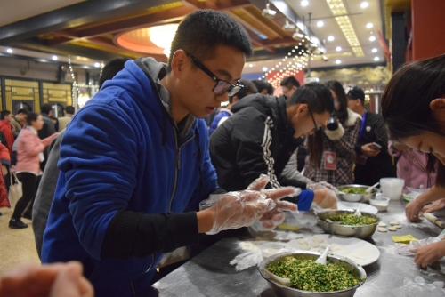 包饺子大赛