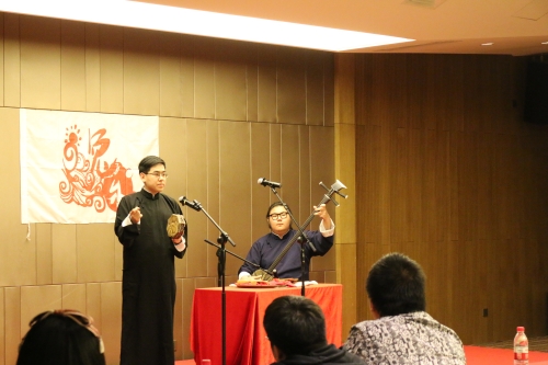 传统乐器表演