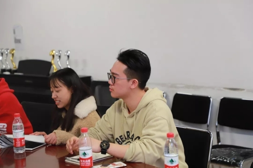 地大社联代表发言